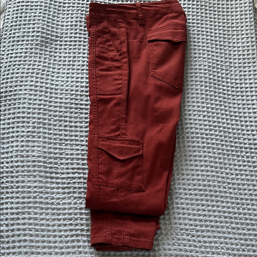Cabi size 4 burnt orange corduroys